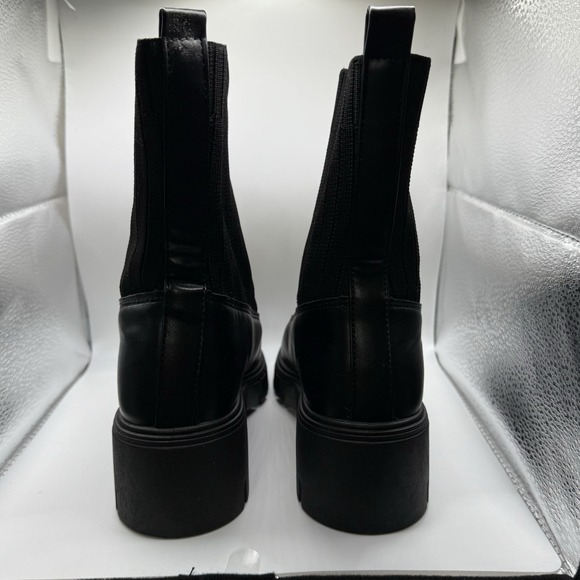 Top Moda Black Combat Boots with Lace Up front and Rib Knit Sides Size 6.5 - Picture 4 of 6